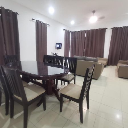Oyo Homes 90524 D'J Pegaso Serom Homestay ムアル エクステリア 写真