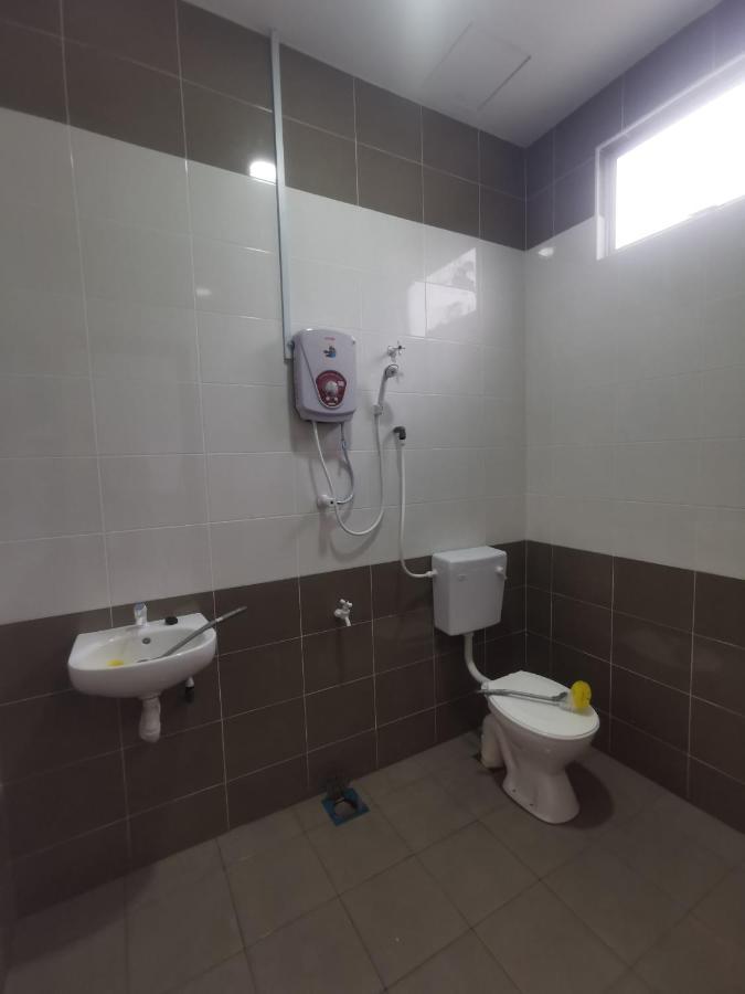 Oyo Homes 90524 D'J Pegaso Serom Homestay ムアル エクステリア 写真