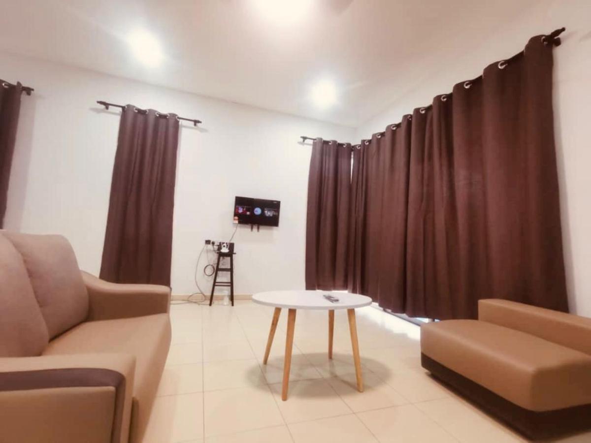 Oyo Homes 90524 D'J Pegaso Serom Homestay ムアル エクステリア 写真