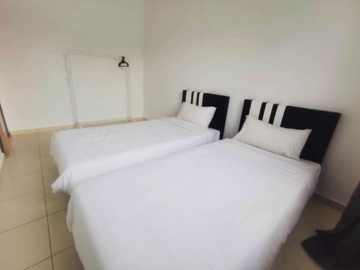 Oyo Homes 90524 D'J Pegaso Serom Homestay ムアル エクステリア 写真